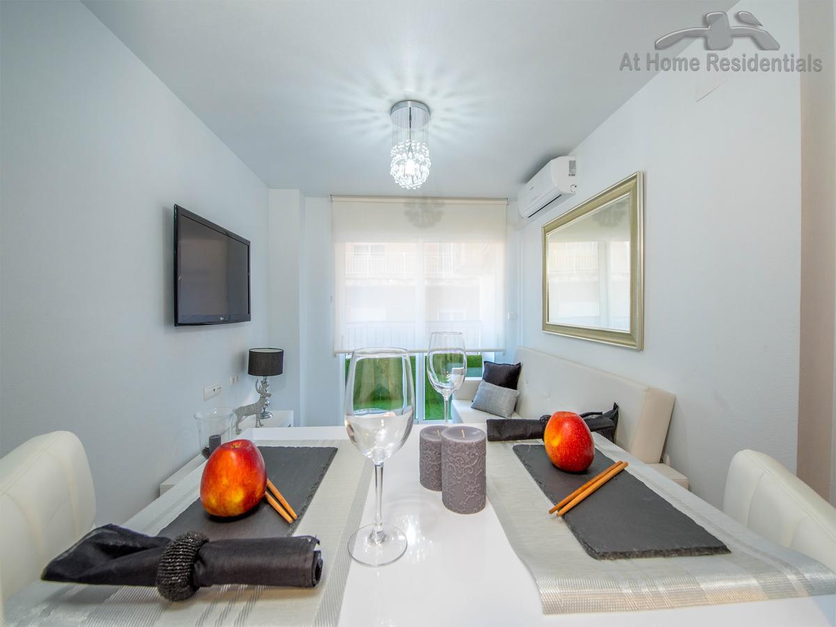At Home Residentials ตอร์เรเวียคา ภายนอก รูปภาพ