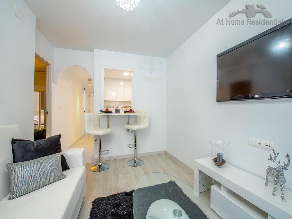At Home Residentials ตอร์เรเวียคา ภายนอก รูปภาพ